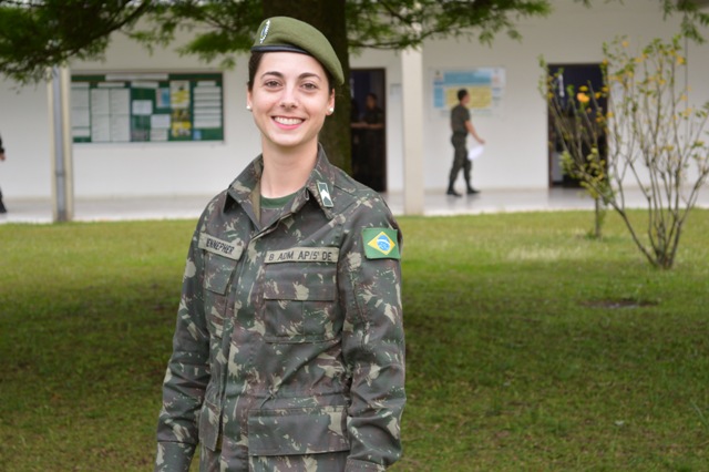 TESTE DE CONHECIMENTOS pra Candidatos a Cabo Especialista Temporário do Exército  Brasileiro 