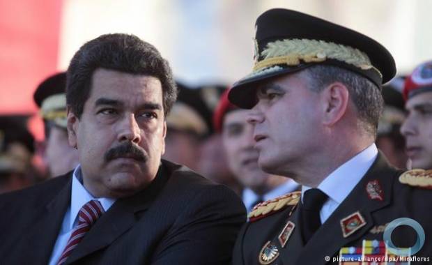 Resultado de imagem para maduro e ministro da defesa da venezuela